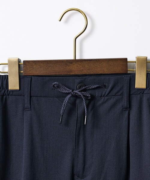ABAHOUSE GRAY（アバハウスグレイ）の「【SMART CLOSET】接触冷感 カットメッシュ スラックス / セットアップ対応（スラックス・メンズ・ブラック/ネイビー・46/44/50/48）」の11枚目の写真