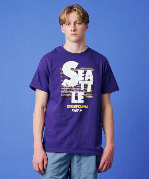KAVU（カブー）の「KAVU/カブー Classic Seattle Tee/クラシックシアトル Tシャツ（Tシャツ/カットソー・メンズ・ブルーグリーン/パープル/ホワイト・MEDIUM/X-LARGE/LARGE）」の3枚目の写真