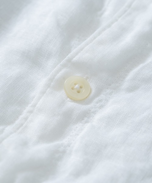 quadro（クオドロ）の「60リネン1ループボタンレギュラーシャツ（シャツ/ブラウス・メンズ・ダークネイビー/オフホワイト・LARGE/MEDIUM）」の21枚目の写真