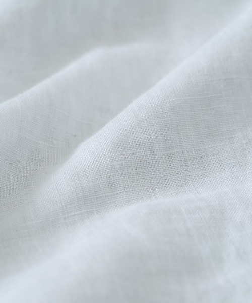 quadro（クオドロ）の「60リネン1ループボタンレギュラーシャツ（シャツ/ブラウス・メンズ・ダークネイビー/オフホワイト・LARGE/MEDIUM）」の5枚目の写真