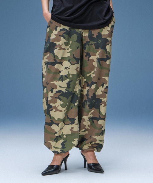 X-girl（エックスガール）の「FADED FACE LABEL EASY PANTS（その他パンツ・レディース・ブラック/カモフラージュ/ベージュ・S/M）」の11枚目の写真