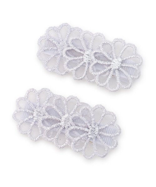 petit main（プティマイン）の「レースフラワーヘアクリップ2P/L（バレッタ/ヘアクリップ・キッズ・オフホワイト/ライラック・F）」の2枚目の写真