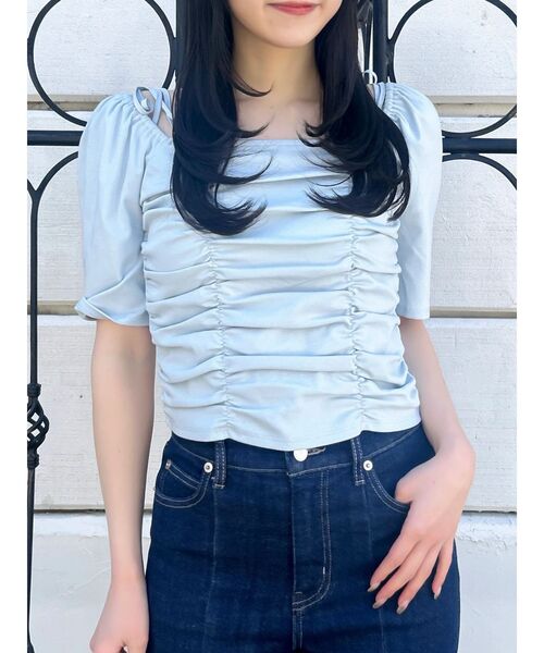 dazzlin(ダズリン)の「ギャザードロストリボントップス(Tシャツ/カットソー・レディース・イエロー/オフホワイト/ブルー・FREE)」の1枚目の写真