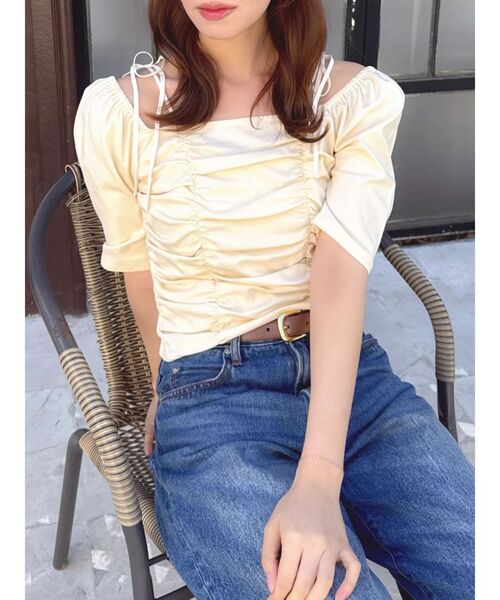 dazzlin(ダズリン)の「ギャザードロストリボントップス(Tシャツ/カットソー・レディース・イエロー/オフホワイト/ブルー・FREE)」の18枚目の写真