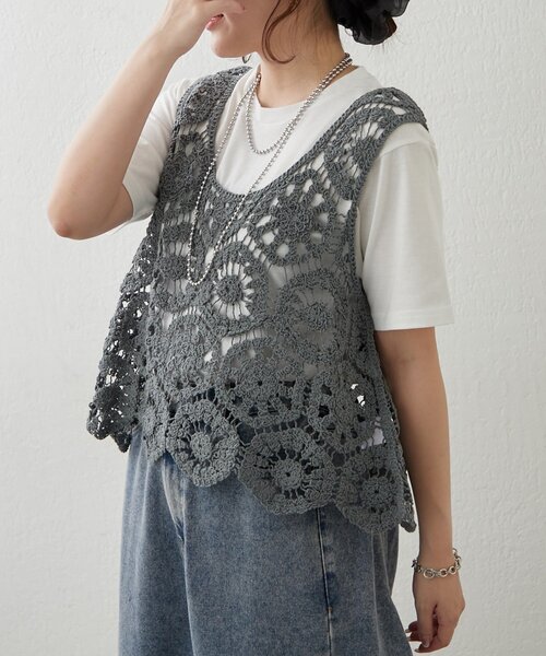 Remind me and forever（リマインドミーアンドフォーエバー）の「【きれいめカジュアルセットアイテム】かぎ針ベスト&Tシャツ（Tシャツ/カットソー・レディース・スミクロ/グレー/アイボリー/モカ・FREE）」の22枚目の写真