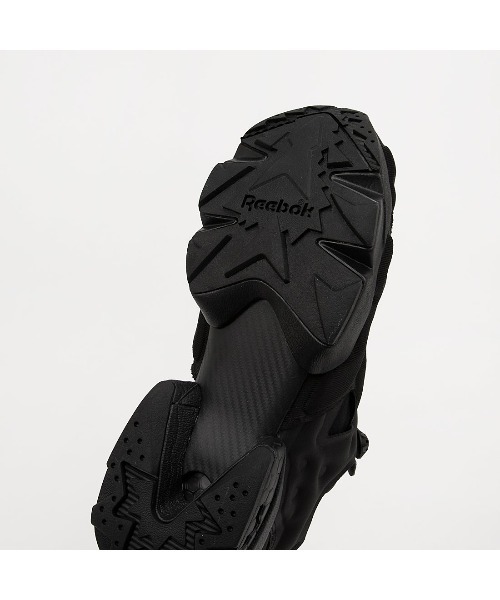 Reebok(リーボック)の「インスタポンプスライバー / INSTAPUMP SLIVER(スニーカー・メンズ・ブラック・30.0cm/29.0cm/28.5cm/28.0cm/27.5cm/27.0cm/26.5cm/26.0cm/25.5cm/25.0cm/24.0cm/24.5cm)」の4枚目の写真