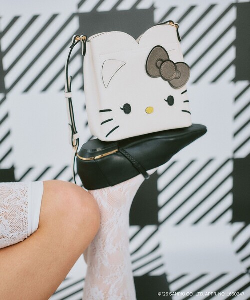 VIS（ビス）の「【HELLO KITTY×VIS】ダブルフェイスハートカットミニショルダーバッグ（ショルダーバッグ・レディース・ブラック/オフホワイト・FREE）」の13枚目の写真