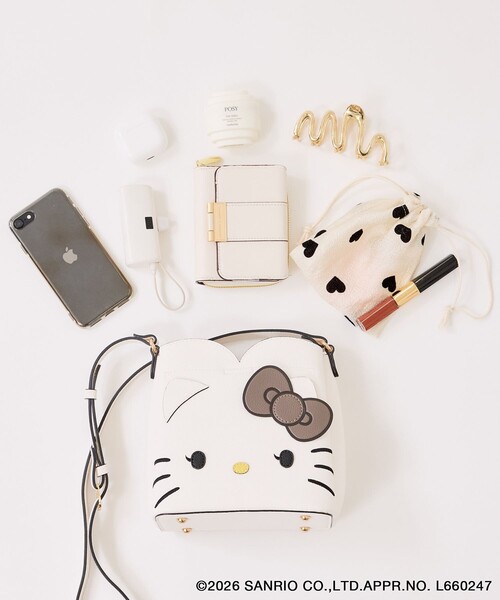 VIS（ビス）の「【HELLO KITTY×VIS】ダブルフェイスハートカットミニショルダーバッグ（ショルダーバッグ・レディース・ブラック/オフホワイト・FREE）」の12枚目の写真