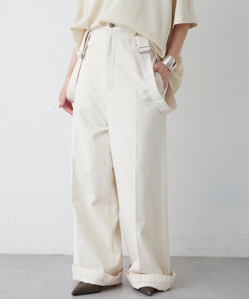 Whim Gazette(ウィムガゼット)の「サスペンダーチノパンツ(チノパンツ・レディース・オフホワイト/キャメル・FREE)」の16枚目の写真