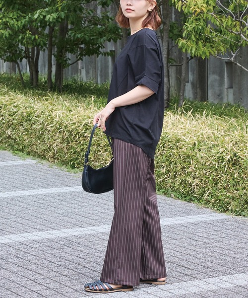 LAVEANGE(ラビアンジェ)の「【好機能シリーズ】接触冷感・吸水速乾・UVカット|切替ワイドドルマンプルオーバー|ひんやり/夏も快適/ドルマンT/オーバーサイズ/体型カバー(Tシャツ/カットソー・レディース・グリーン/ブラック/オフホワイト・5L/4L/3L/LL/M)」の10枚目の写真