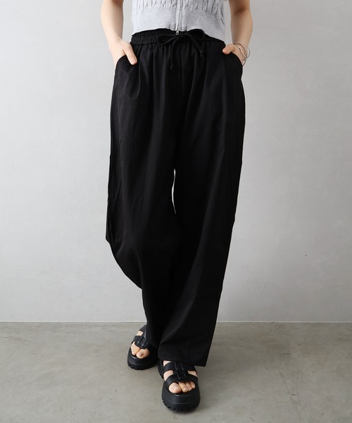 SpRay（スプレイ）の「リラックスバレルパンツ（その他パンツ・レディース・アイボリー/チャコールグレー/ブラック・MEDIUM）」の2枚目の写真