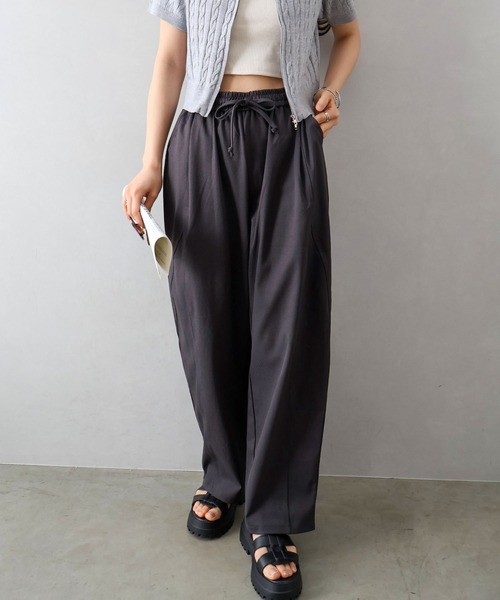 SpRay（スプレイ）の「リラックスバレルパンツ（その他パンツ・レディース・アイボリー/チャコールグレー/ブラック・MEDIUM）」の4枚目の写真