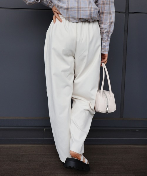 SpRay（スプレイ）の「リラックスバレルパンツ（その他パンツ・レディース・アイボリー/チャコールグレー/ブラック・MEDIUM）」の9枚目の写真