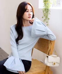 DOCKING BELL SLEEVE TOPS