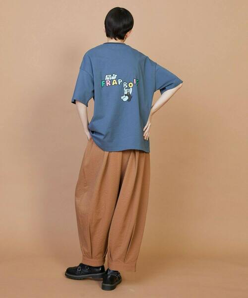 FRAPBOIS（フラボア）の「T.A. T（DUMPLING CAT FAMILY）（Tシャツ/カットソー・レディース・ブルー・2/1）」の11枚目の写真