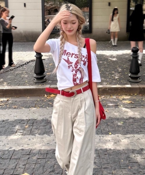 Alvia(アルビア)の「2WAY プリント半袖Tシャツ(Tシャツ/カットソー・レディース・ネイビー/ホワイト・M)」の15枚目の写真