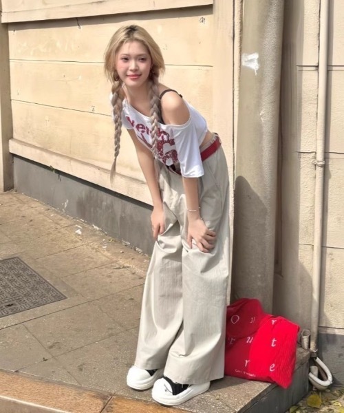 Alvia(アルビア)の「2WAY プリント半袖Tシャツ(Tシャツ/カットソー・レディース・ネイビー/ホワイト・M)」の17枚目の写真