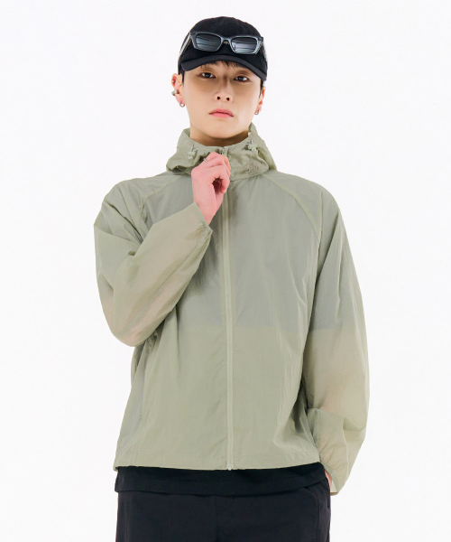 CHASECULT(チェイスカルト)の「男性 軽量 フードパーカー ウィンドブレーカー ジャンパー-FBZU4101C0V(ナイロンジャケット・メンズ・カーキ・90/95/100/105)」の1枚目の写真