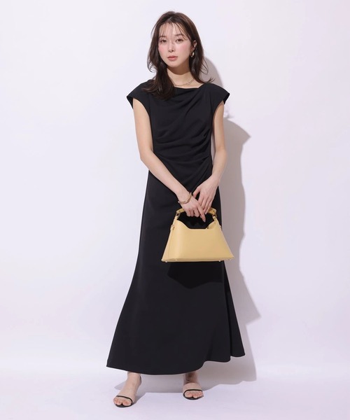 Mystrada(マイストラーダ)の「ドレープワンピース(ワンピース・レディース・ブラック/ブラウン/ベージュ系その他・38/36)」の5枚目の写真