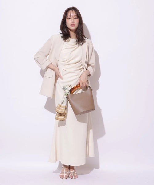 Mystrada(マイストラーダ)の「ドレープワンピース(ワンピース・レディース・ブラック/ブラウン/ベージュ系その他・38/36)」の21枚目の写真