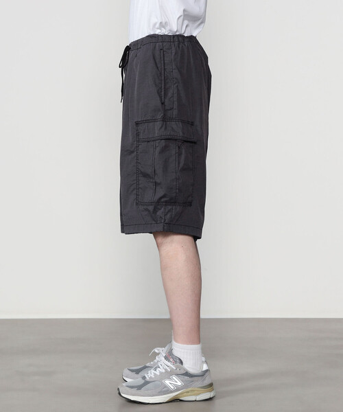 WILD THINGS(ワイルドシングス)の「WILD THINGS | 〈別注〉ダブルダイナイロン カーゴショーツ MEN(その他パンツ・メンズ・ブラック/オリーブ・XL/L)」の12枚目の写真