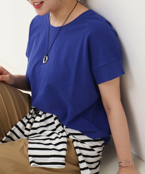 fredy couleur(フレディクルール)の「ドライタッチ天竺袖口ダブルTee(Tシャツ/カットソー・レディース・ブラウン/チャコールグレー/オフホワイト/ブラック/ロイヤルブルー・38)」の15枚目の写真
