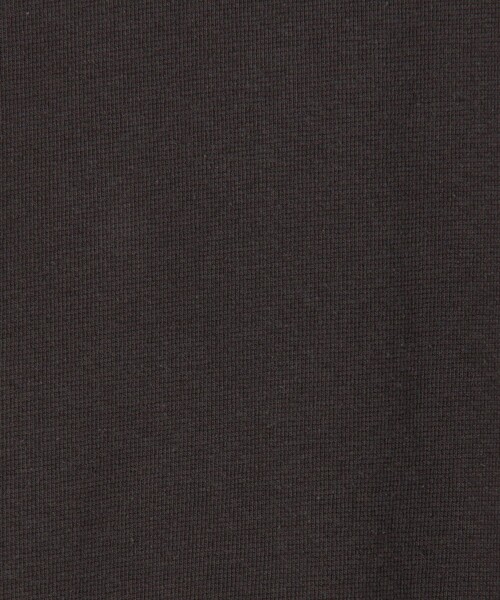 fredy couleur(フレディクルール)の「ドライタッチ天竺袖口ダブルTee(Tシャツ/カットソー・レディース・ブラウン/チャコールグレー/オフホワイト/ブラック/ロイヤルブルー・38)」の19枚目の写真
