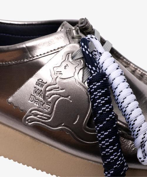 Clarks(クラークス)の「CLARKS/クラークス Wallabee. 2604 レディースワラビー2604 (シルバーパテント)(モカシン/デッキシューズ・レディース・シルバー・4.5/5.5/5)」の8枚目の写真