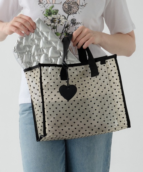 ZAKKA-BOX(ザッカボックス)の「ハートフロッキートートバッグL(ハートチャーム付き)(トートバッグ・レディース・ベージュ/ブラック・FREE)」の14枚目の写真