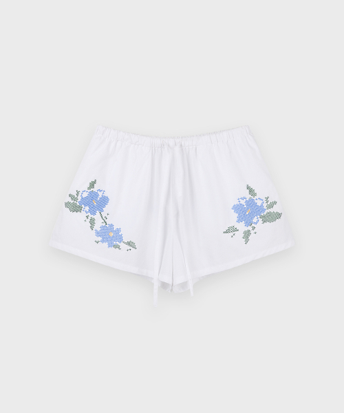 SINOON(シヌーン)の「Floral Embroidered Short Pants (White)(その他パンツ・レディース・ホワイト・FREE)」の5枚目の写真