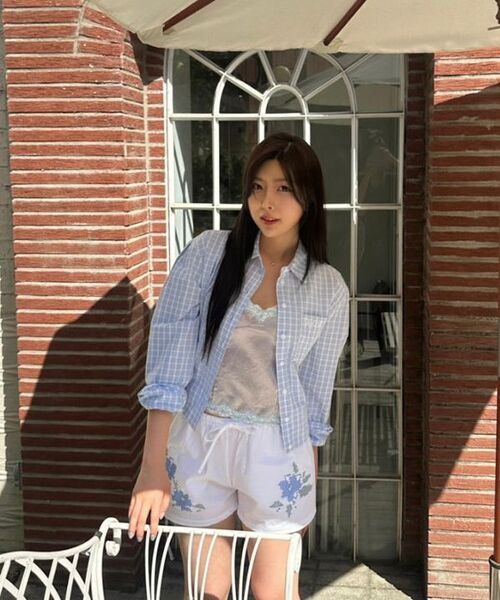 SINOON(シヌーン)の「Floral Embroidered Short Pants (White)(その他パンツ・レディース・ホワイト・FREE)」の6枚目の写真