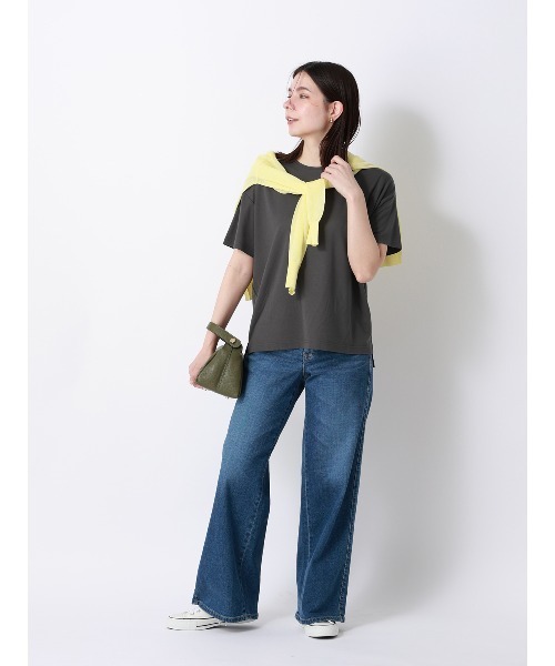 SUIT SQUARE（スーツスクエア）の「CHANTOWA／ポンチオーバーサイズTシャツ／ウォッシャブル／接触冷感／無地（Tシャツ/カットソー・レディース・グレー/ホワイト/ブラック・FREE）」の5枚目の写真
