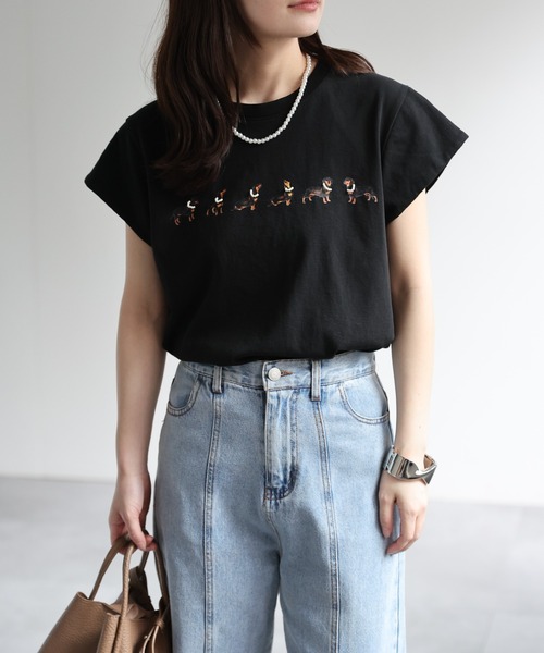 ap retro(アプレトロ)の「ドッグモチーフプリント / フレンチスリーブTシャツ(Tシャツ/カットソー・レディース・グレー/ブラック/ホワイト・FREE)」の17枚目の写真