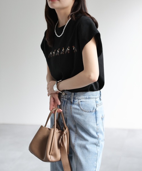 ap retro(アプレトロ)の「ドッグモチーフプリント / フレンチスリーブTシャツ(Tシャツ/カットソー・レディース・グレー/ブラック/ホワイト・FREE)」の22枚目の写真