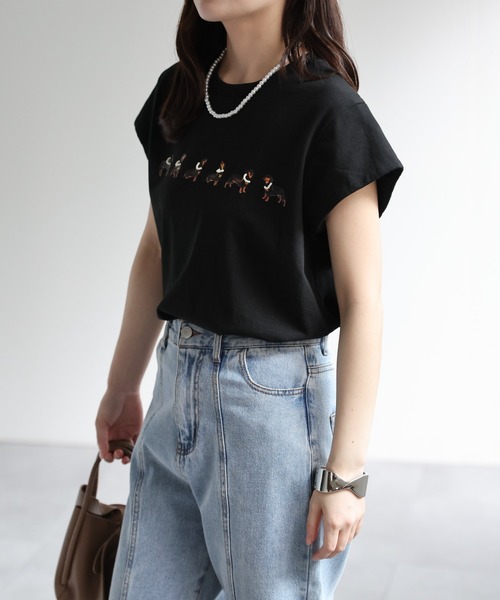 ap retro(アプレトロ)の「ドッグモチーフプリント / フレンチスリーブTシャツ(Tシャツ/カットソー・レディース・グレー/ブラック/ホワイト・FREE)」の21枚目の写真