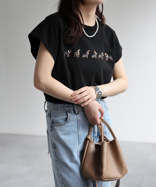 ap retro(アプレトロ)の「ドッグモチーフプリント / フレンチスリーブTシャツ(Tシャツ/カットソー・レディース・グレー/ブラック/ホワイト・FREE)」の18枚目の写真
