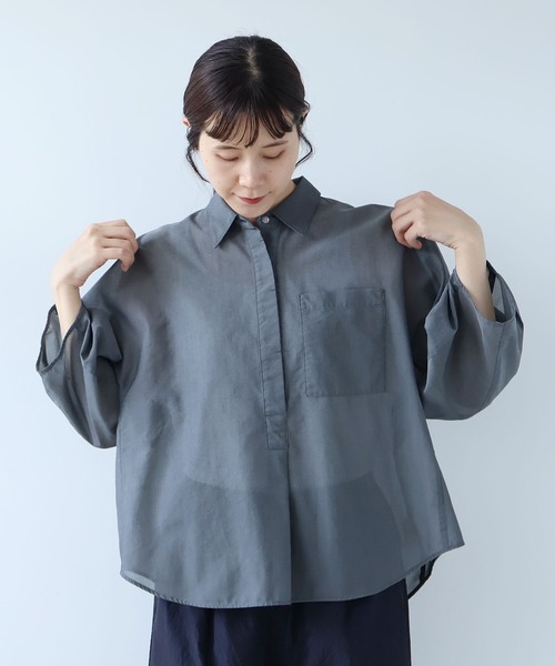 yuni（ユニ　）の「強撚強撚Cotton Polyester sheer shirt（シャツ/ブラウス・レディース・カーキ/キナリ/チャコールグレー・FREE）」の5枚目の写真