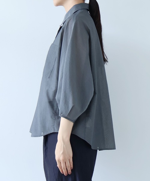 yuni（ユニ　）の「強撚強撚Cotton Polyester sheer shirt（シャツ/ブラウス・レディース・カーキ/キナリ/チャコールグレー・FREE）」の10枚目の写真