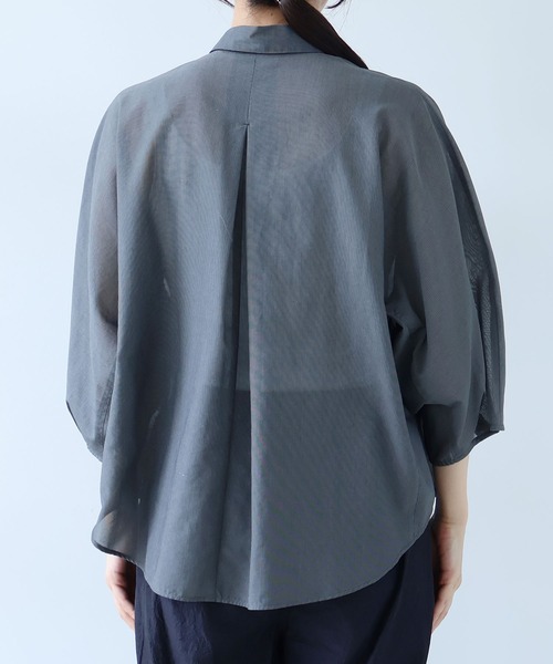 yuni（ユニ　）の「強撚強撚Cotton Polyester sheer shirt（シャツ/ブラウス・レディース・カーキ/キナリ/チャコールグレー・FREE）」の11枚目の写真