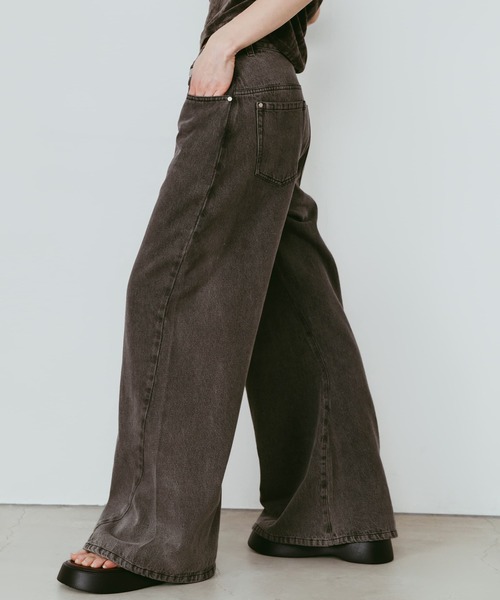Knuth Marf(クヌースマーフ)の「【Knuth Marf】クヌースマーフ wide bell-bottom denim pants(デニムパンツ・レディース・ブラック/グレー/ブラウン・XS/S/M)」の9枚目の写真