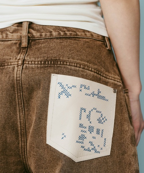 Knuth Marf(クヌースマーフ)の「【Knuth Marf】クヌースマーフ wide bell-bottom denim pants(デニムパンツ・レディース・ブラック/グレー/ブラウン・XS/S/M)」の15枚目の写真