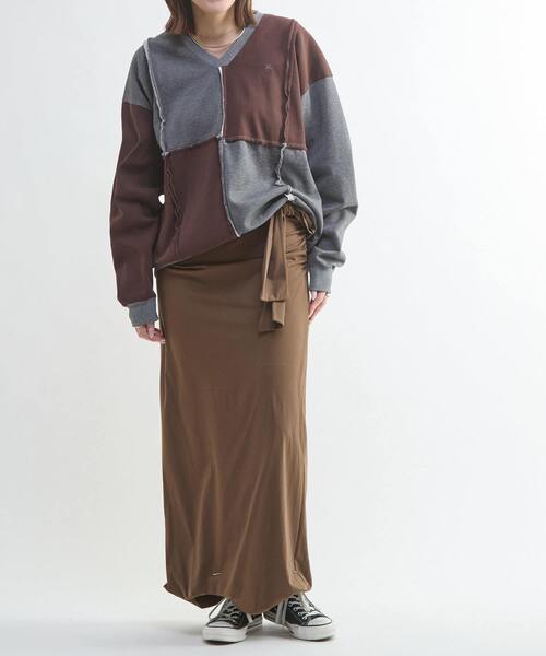 CONVERSE TOKYO(コンバーストウキョウ)の「【HL】JERSEY GATHERED RIBBON SKIRT(スカート・レディース・ブラック/ブラウン/グレー・FREE)」の5枚目の写真