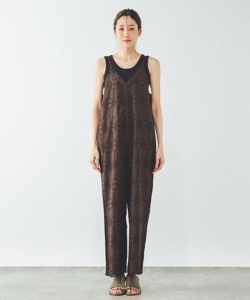 GLOBAL WORK（グローバルワーク）の「meets India/刺繍サロペット/638123（サロペット/オーバーオール・レディース・ブラウン/ブラック・LARGE/MEDIUM）」の12枚目の写真