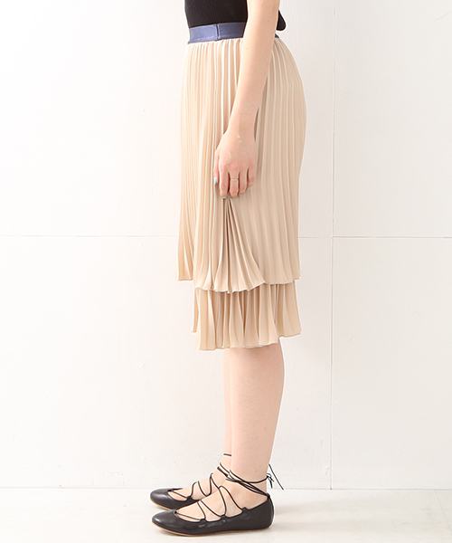 Ray BEAMS（レイビームス）の「◇Ray BEAMS / プリーツ ティアード スカート（スカート・レディース・ブラック/ベージュ/レッド・0/1）」の11枚目の写真