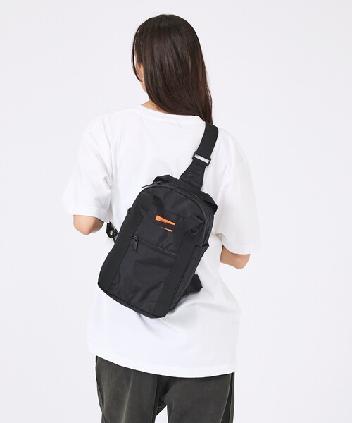 UNIVERSAL OVERALL(ユニバーサルオーバーオール)の「【UNIVERSAL OVERALL/ユニバーサルオーバーオール】ボディバッグ / Body bag(ボディバッグ/ウエストポーチ・メンズ・ブラウン/ネイビー/その他/ブラック・フリー)」の17枚目の写真
