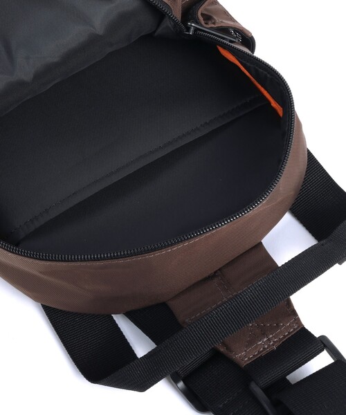 UNIVERSAL OVERALL(ユニバーサルオーバーオール)の「【UNIVERSAL OVERALL/ユニバーサルオーバーオール】ボディバッグ / Body bag(ボディバッグ/ウエストポーチ・メンズ・ブラウン/ネイビー/その他/ブラック・フリー)」の9枚目の写真