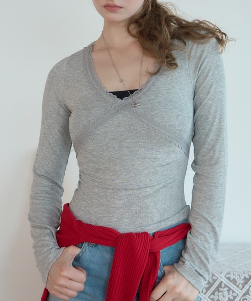 Birthday room(バースデイルーム)の「レースネックロンT/Lace-neck long-sleeve T-shirt(Tシャツ/カットソー・レディース・グレー/ネイビー/ホワイト・FREE)」の14枚目の写真