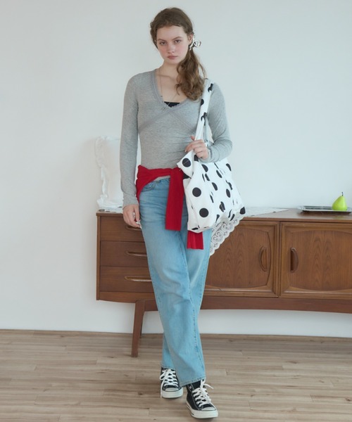 Birthday room(バースデイルーム)の「レースネックロンT/Lace-neck long-sleeve T-shirt(Tシャツ/カットソー・レディース・グレー/ネイビー/ホワイト・FREE)」の10枚目の写真
