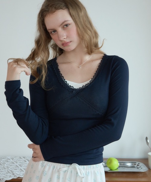 Birthday room(バースデイルーム)の「レースネックロンT/Lace-neck long-sleeve T-shirt(Tシャツ/カットソー・レディース・グレー/ネイビー/ホワイト・FREE)」の15枚目の写真