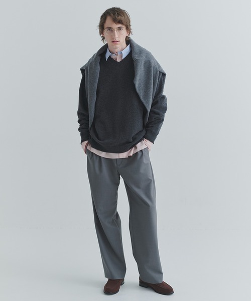 CULLNI(クルニ)の「Dry Gabardine 4Tuck Wide Pants(スラックス・メンズ・ピンク/ブラック/グレー/ネイビー・1/2/0)」の7枚目の写真